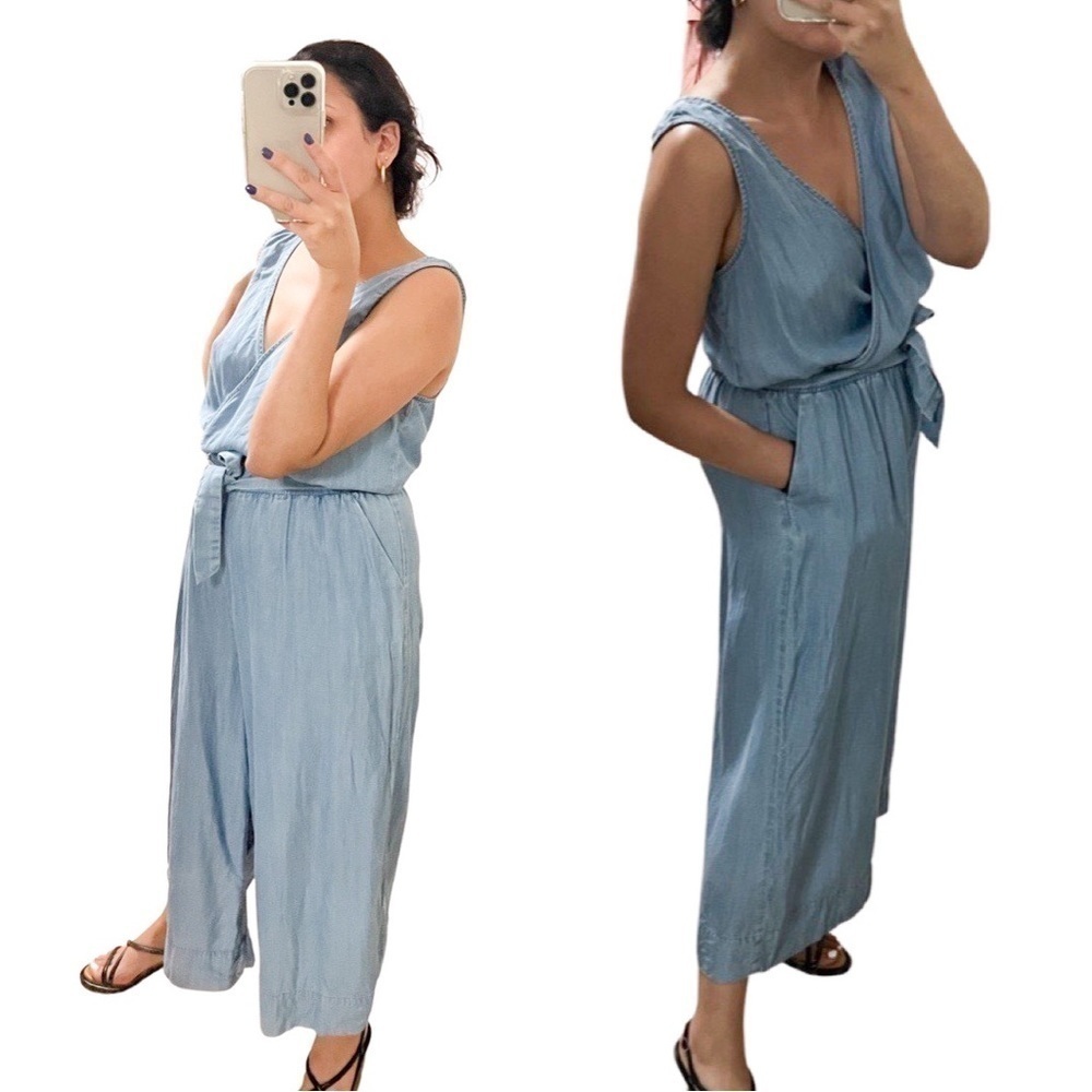 WHO WHAT WEAR Chambray Sleeveless V-neck Jumpsuit Sz M